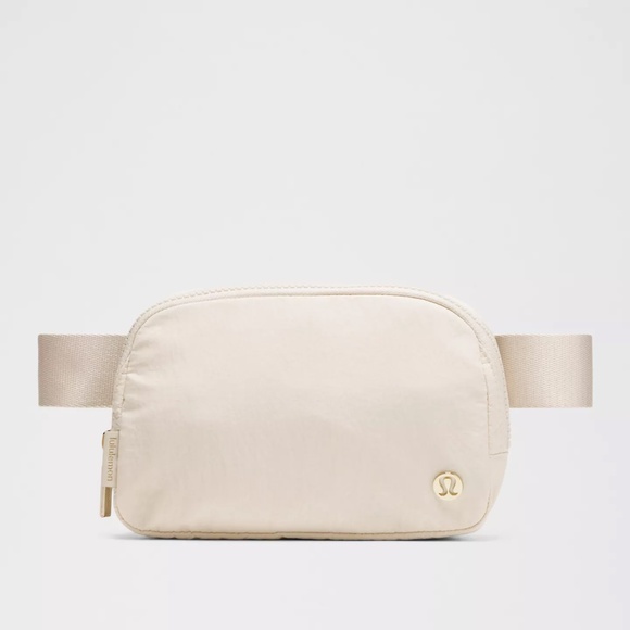 LULULEMON EVERYWHERE BELT BAG 1L — WARM ASH GREY — NWT - Picture 2 of 6